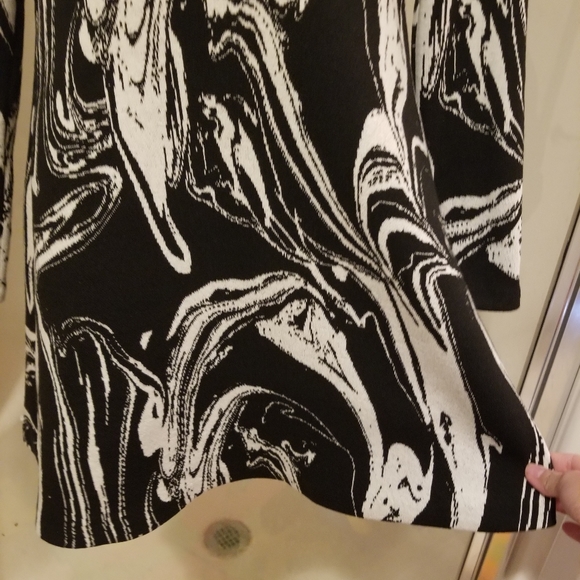 NWT size S, Zara black white jacquard knit sweater dress - Picture 9 of 9